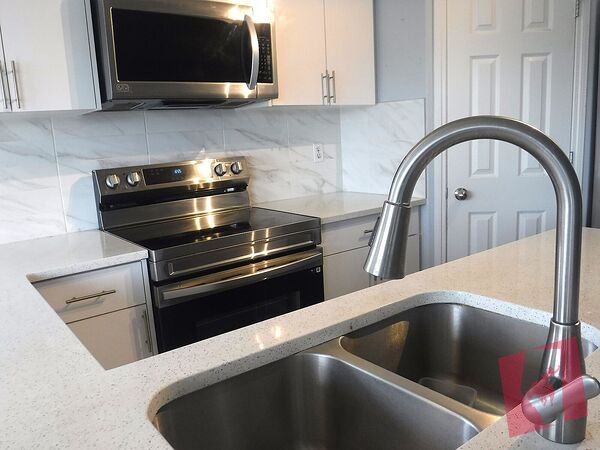 3 Bdrm main with 2 car garage
