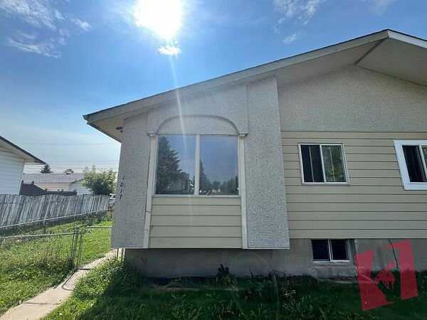 Marlborough - 2+3 Bedroom 2 Bathroom - Newly Renovated photo 2