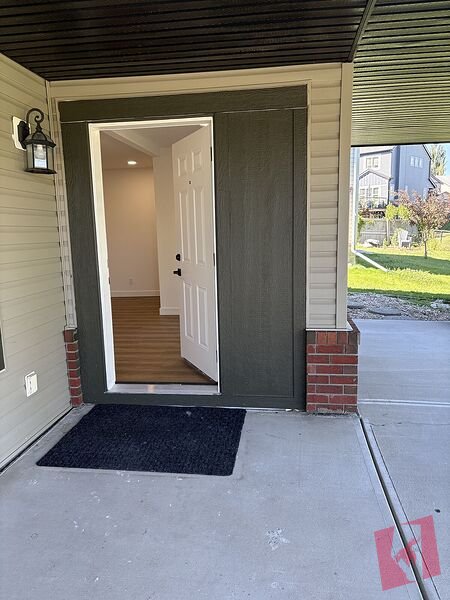 Brand-New Legal Walk- Out Basement Suite – Bright, Modern & Private