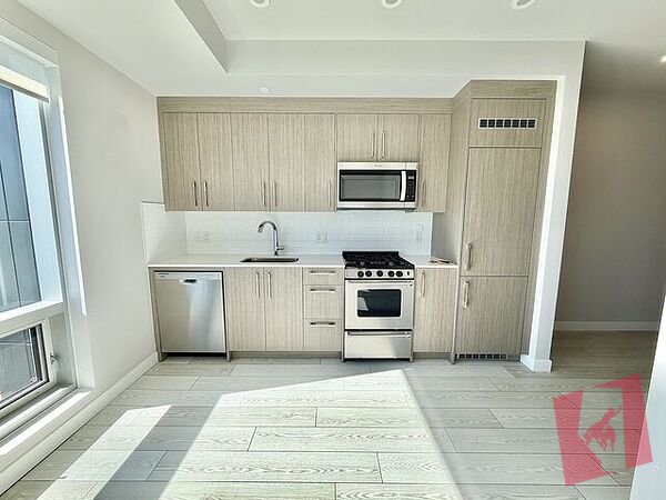 Modern 1 Bed at Frontier | Kensington + Underground Parking photo 2