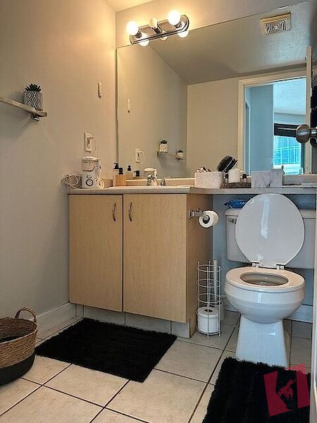Cozy and clean, 2 bedrooms Downtown appartment at Discovery Pointe West Tower photo 3