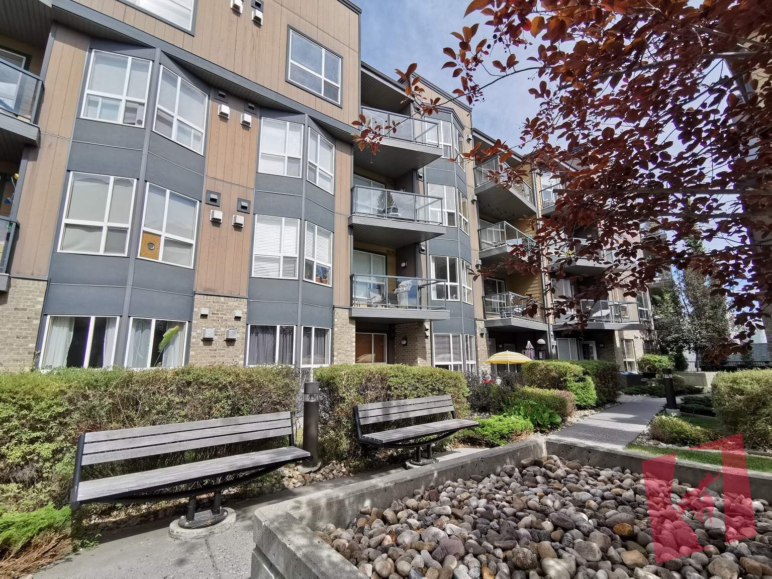 ONE BEDROOM CONDO IN MARDA LOOP!