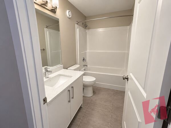 Beautiful 4-Bedroom Family Home