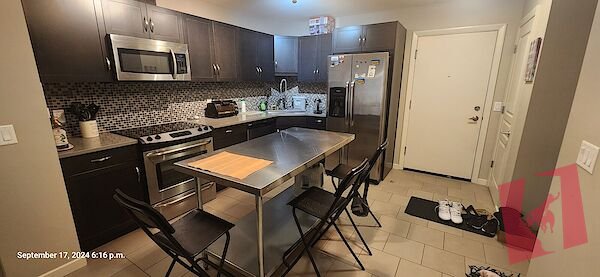 Spacious 2 Bedrooms and 2 Bathrooms in the heart of downtown Calgary