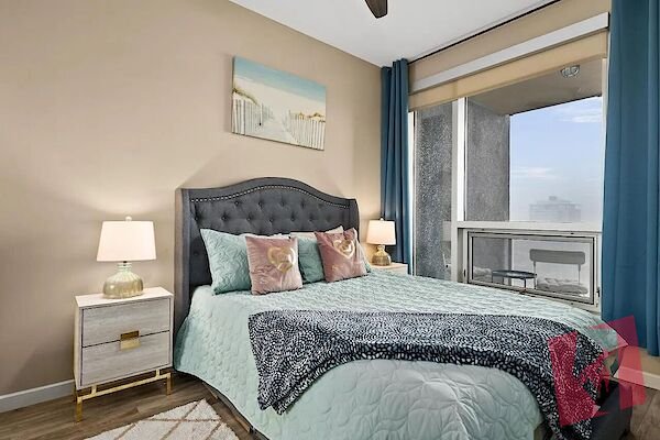 1 bed/1 bath condo downtown Calgary