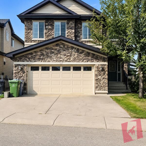 Spacious Main-Level in Kincora, NW Calgary