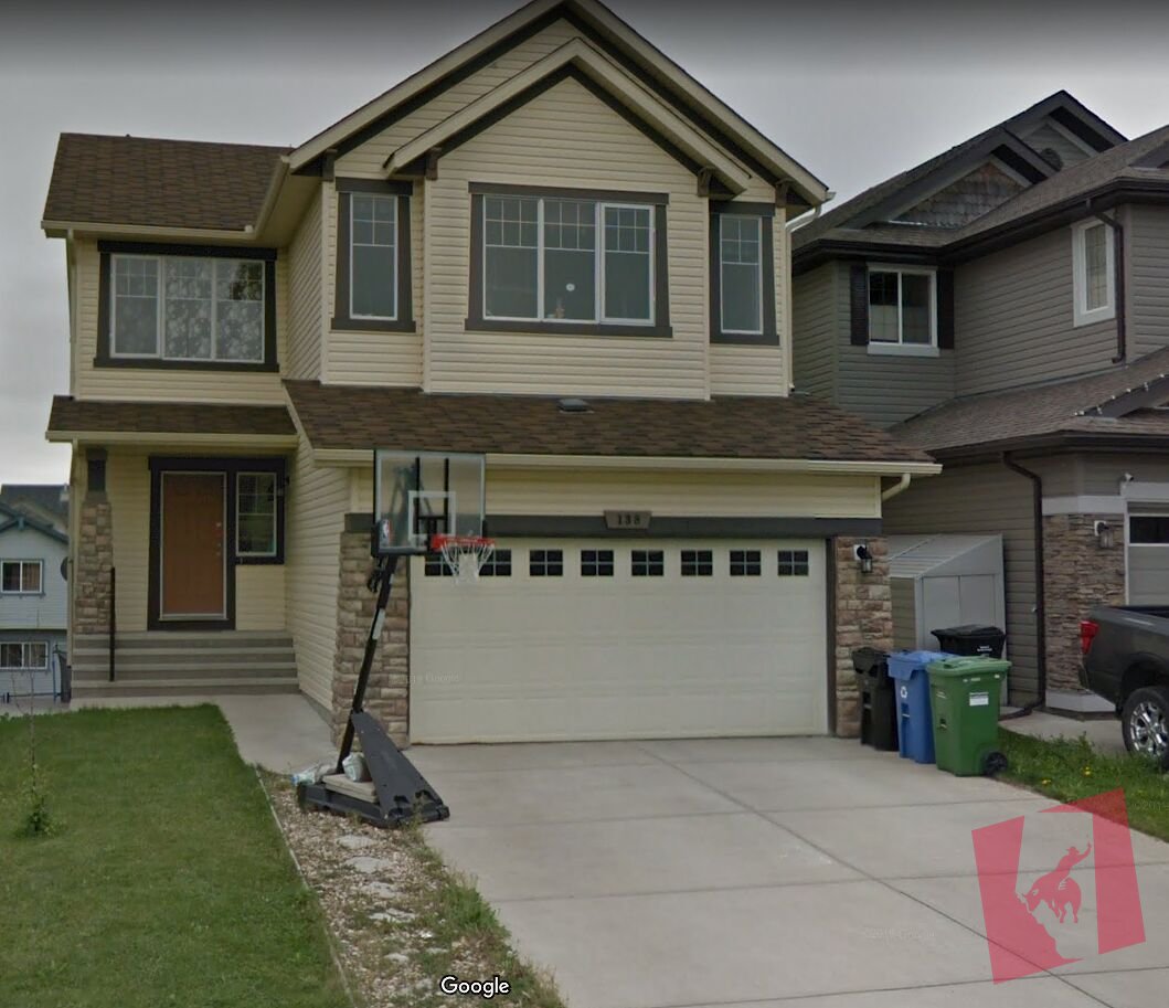 New renovation, close to school, 3b3b+den+bonus roon house mainfloor