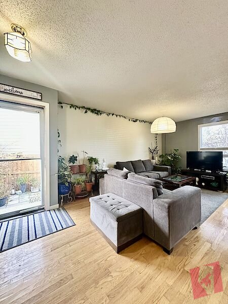 Bright 3-Bedroom Main Floor Bungalow with Solar Panels & Double Garage