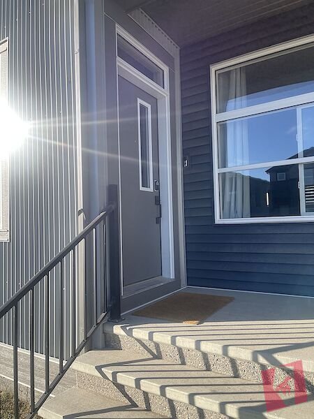 3 Bed and 2.5 Bath photo 2