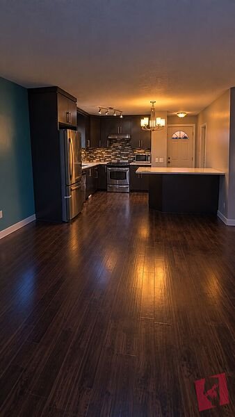 # bed 2 bath for rent In Whitehorn photo 2