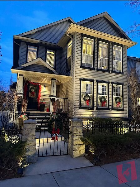 Elegant home in the convenient and trendy McKenzie Town neighbourhood photo 2
