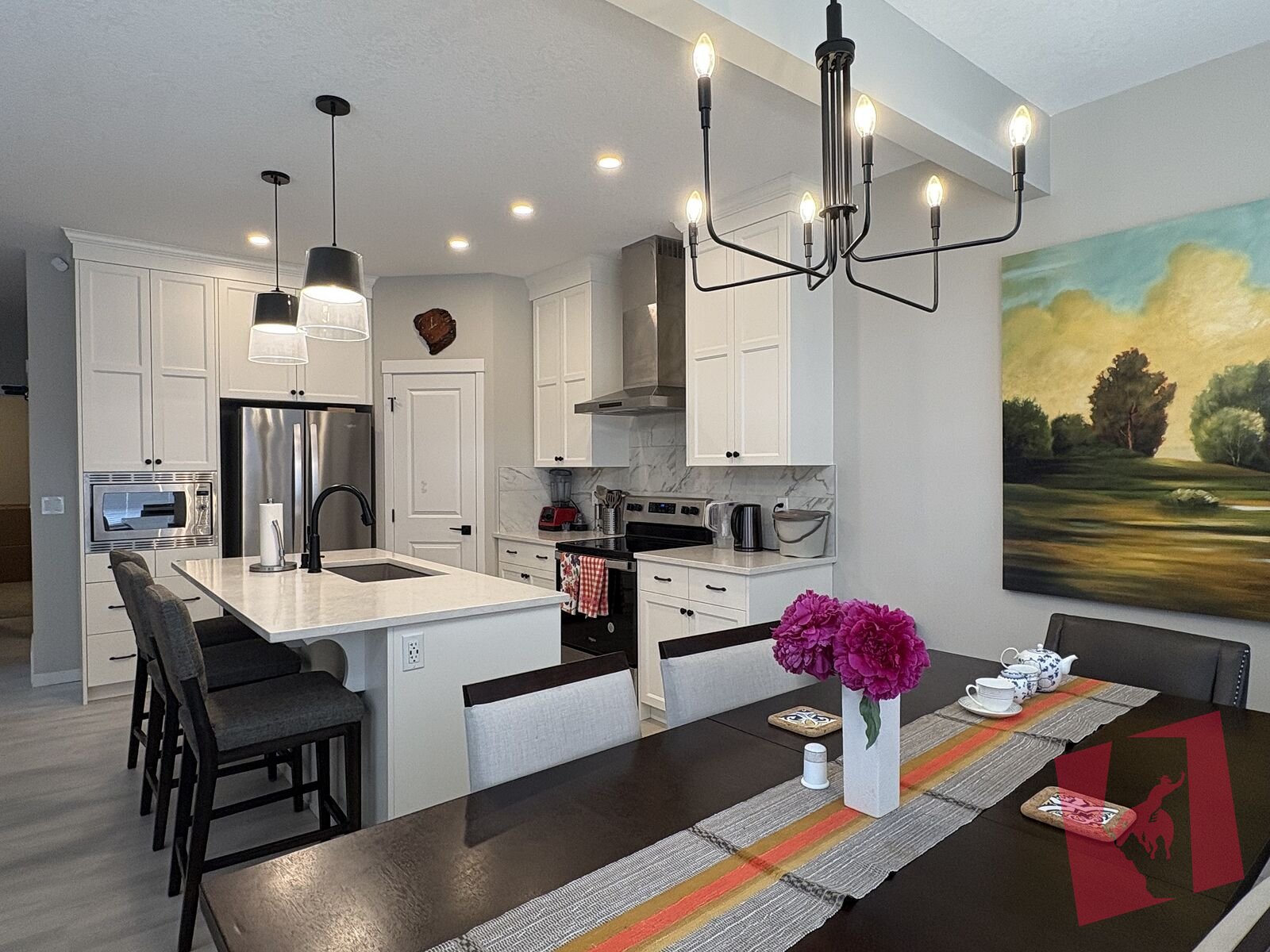 Fully Furnished Executive Rental in Wolf Willow – 3 Bed + Den, 3 Bath
