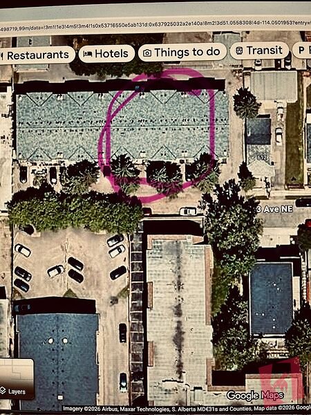 Bridgeland Townhome, 2 bedroom plus den, single garage