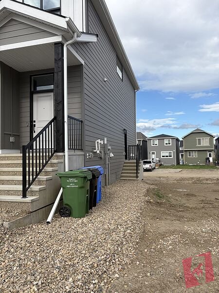 BRAND NEW 2-BEDROOM SUNSHINE BASEMENT SUITE IN MAHOGANY – UTILITIES INCLUDED! photo 2