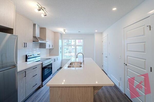 SF168 | 1 Month Free + Free Early Move-In – 1 Bed Condo – Mahogany, Calgary photo 3