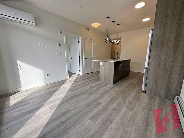 AC/walk-out/underground parking 2 Bed, 1 Bath Apartment in Seton West!