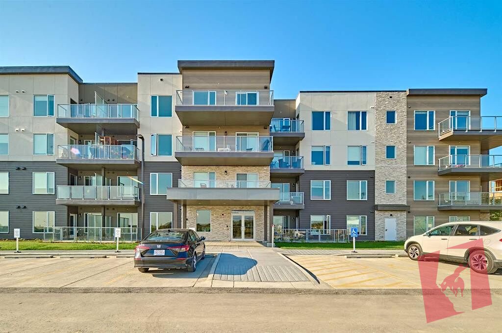 COZY 2 BED 2 BATH CONDO