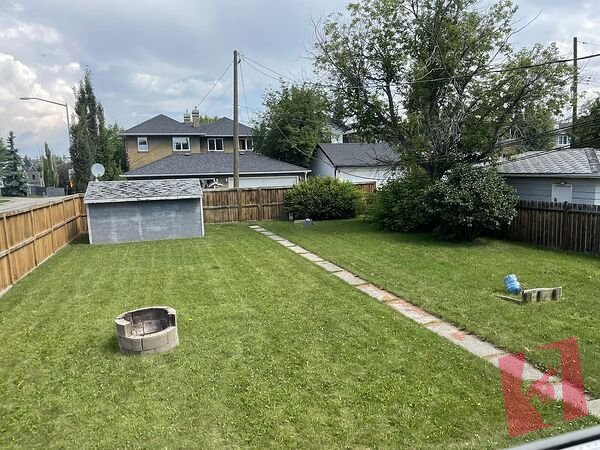 Cozy two bedroom basement suite in Marda Loop photo 3