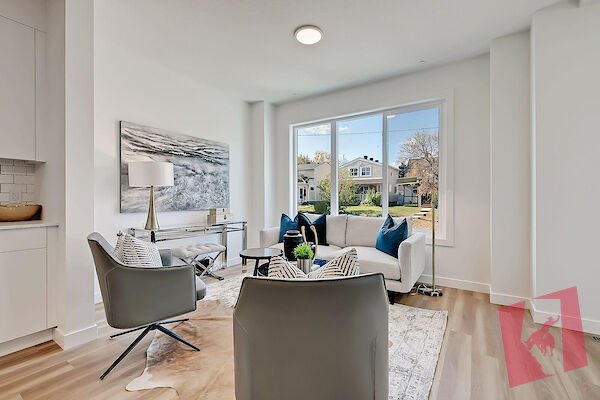 Charming 3 Bedroom Townhome in Altadore photo 3