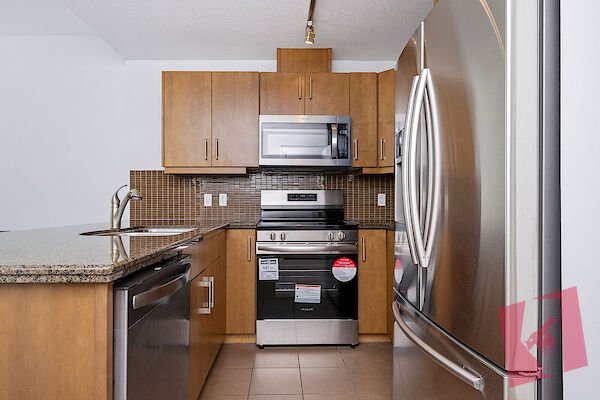 Modern Furnished 1 Bedroom Condo in Vetro photo 3