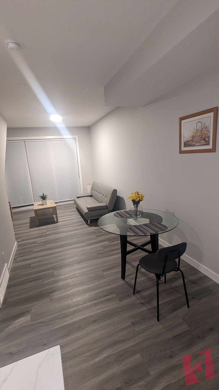 2 bedroom Modern Townhouse Living in Evanston