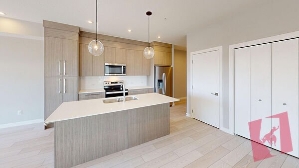 Welcome home to your 2 bed + 2 bath CORNER Unit! photo 3