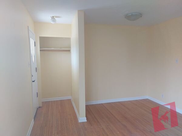 Furnished & equipped-3 Bedroom, 1-Bath Main Level Suite for Rent only photo 2