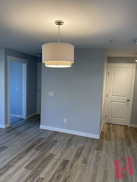 TWO BED WITH TWO Washrooms Deposit $800 photo 3