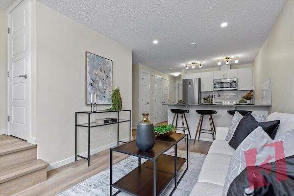 1 Bedroom Townhome with separate entrance photo 2