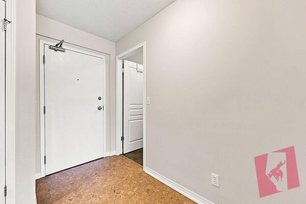 Spacious Two Bedroom Plus Den Condo in New Brighton! (CP052) photo 3
