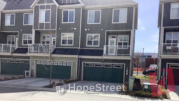 3 Bedroom + Den Townhouse for Rent in Mahogany.