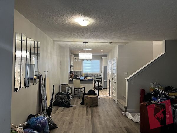 3 bedroom 3 full bathroom photo 2