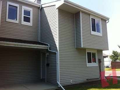 Rundle - 3 bed townhouse