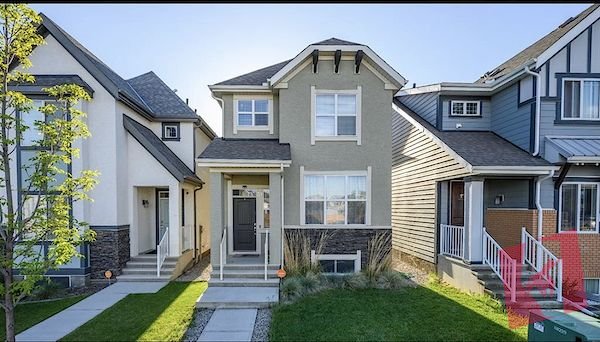 ENTIRE HOME - Beautiful 2 Story Home In Desirable Community of Mahogany