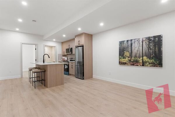 Brand New 2-Bedroom Legal Basement Suite 907 Sq Ft, Private Entrance & Laundry photo 3