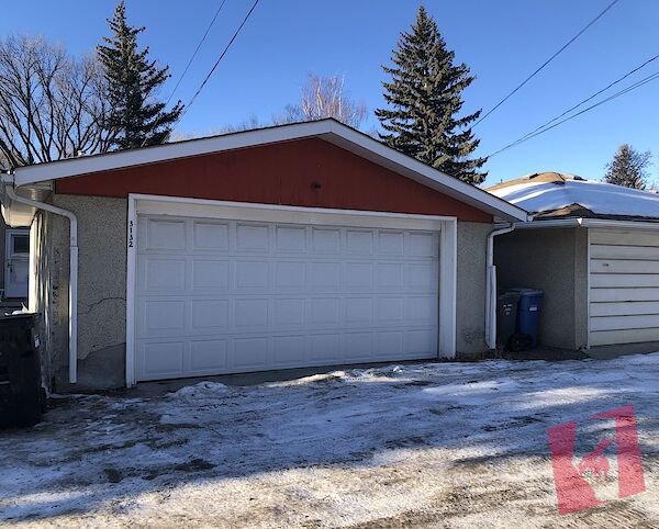 Double Garage for Storage/Parking photo 2