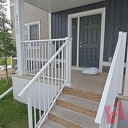 Unit 210, 32 Red Embers Parade NE, Calgary photo 2