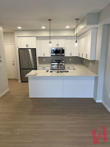Cozy 1 Bdrm Condo For Rent in Carrington