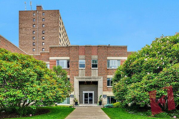 Amazing Inner City Location!