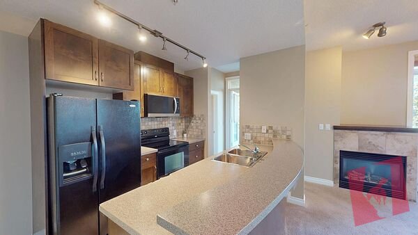 3306, 24 Hemlock Crescent SW photo 2