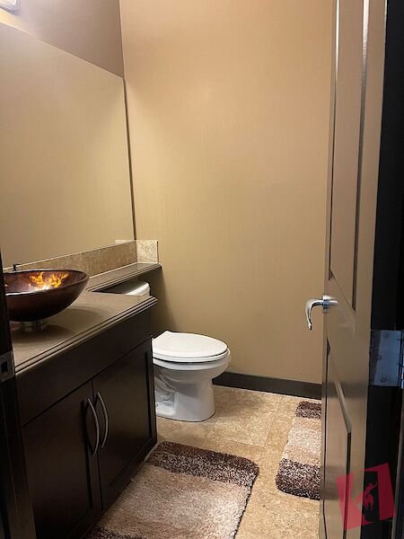 COZY Private Bedroom Suite in Inglewood photo 2