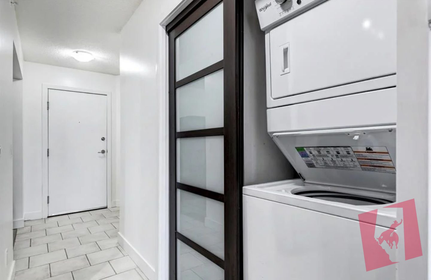 2+den bed and 2 full bath condo unit photo 2