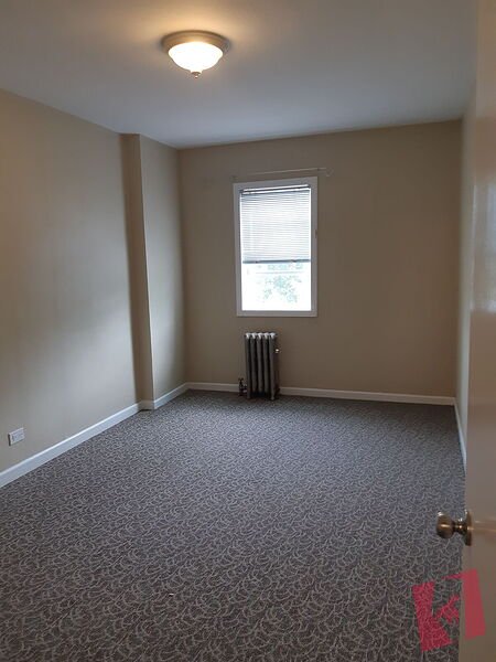 Quiet Marda Loop Apartment (Heat, water, and storage included) photo 3