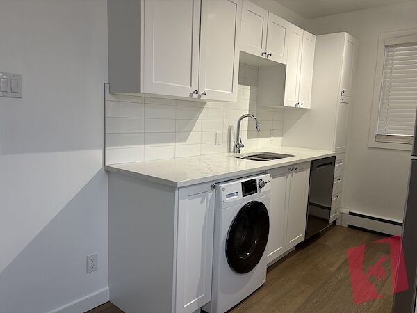 Newly renovated! Great location and parking included! photo 3