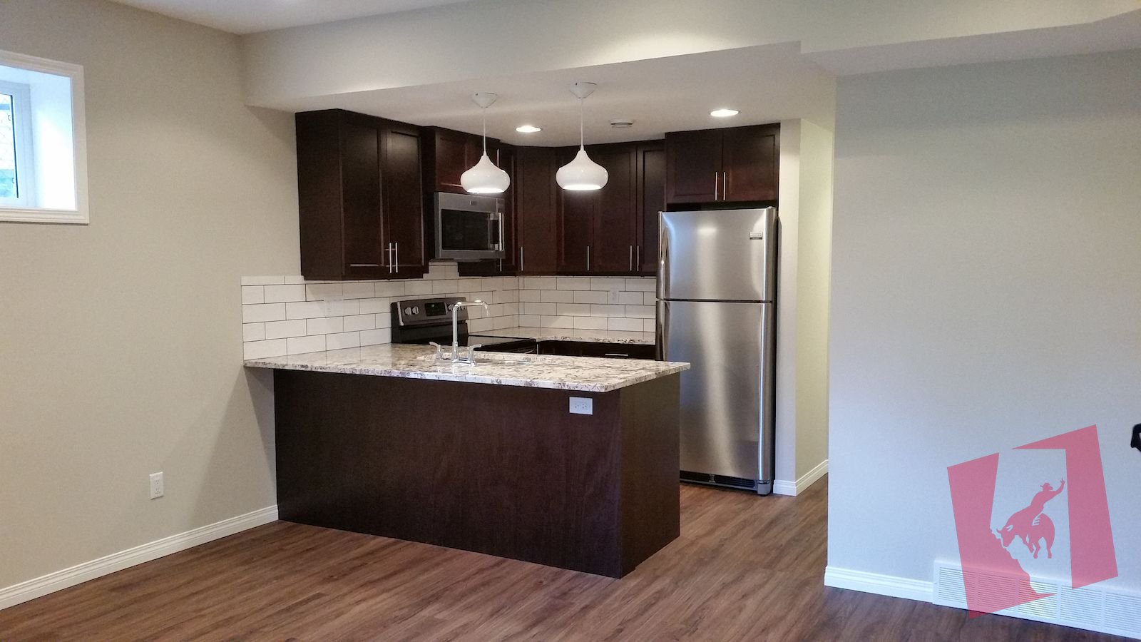 LEGAL ONE BEDROOM WALK OUT SUITE with INFLOOR HEATING photo 2