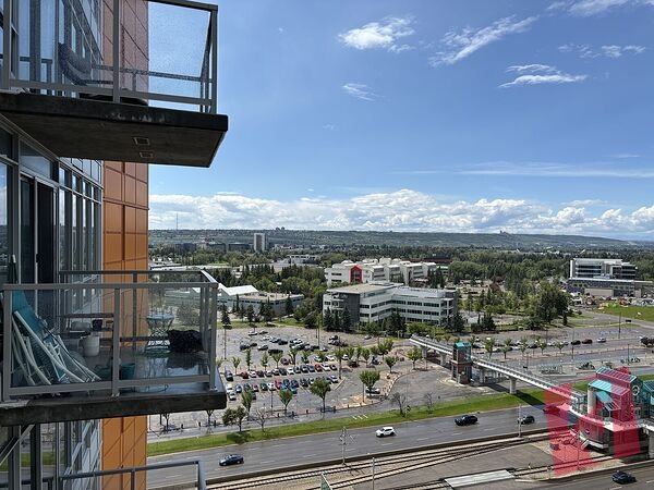 Fully furnished Studio suite- very close to the UofC, SAIT and transit photo 3