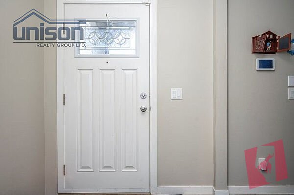 Spacious 3-Bedroom Home with 3.5 Bathrooms in Auburn Bay photo 3