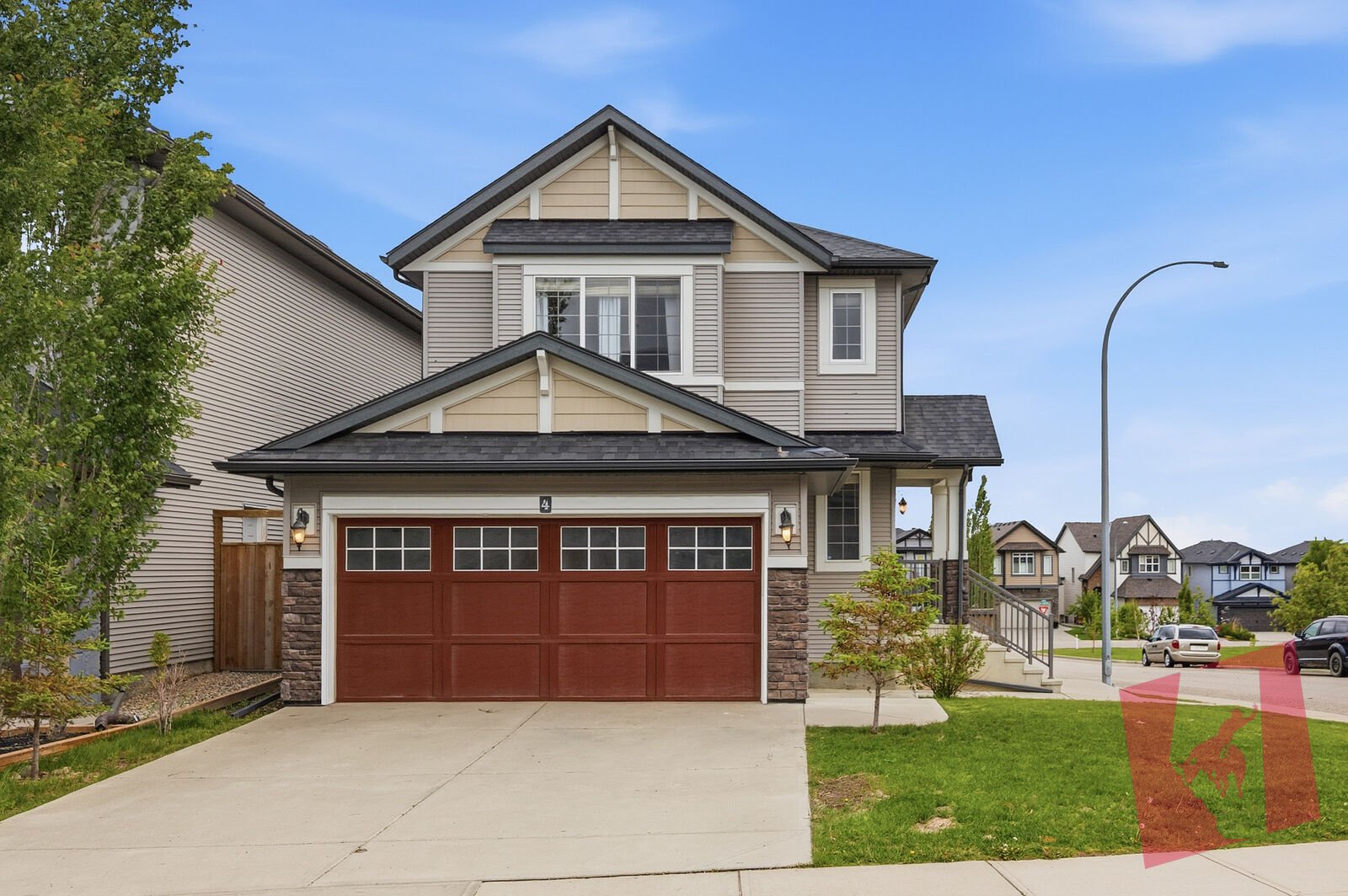 Well kept House * 2800 sf Developed area* Walk out Basement, Next to park