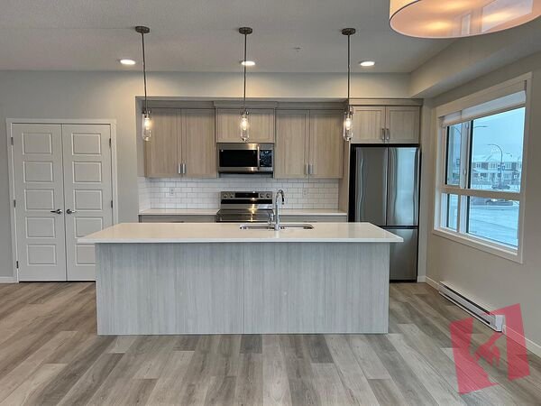 Cozy 2-Bed, 2-Bath Apartment in Carrington plaza