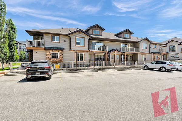 Stunning Top Floor Unit with Vaulted Ceiling